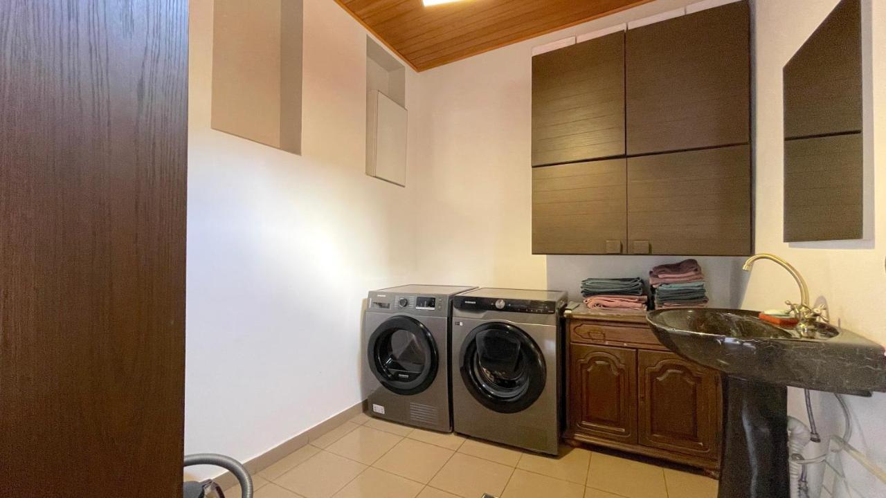 Well Prettyplaces Apartment 001 브라쇼브 외부 사진